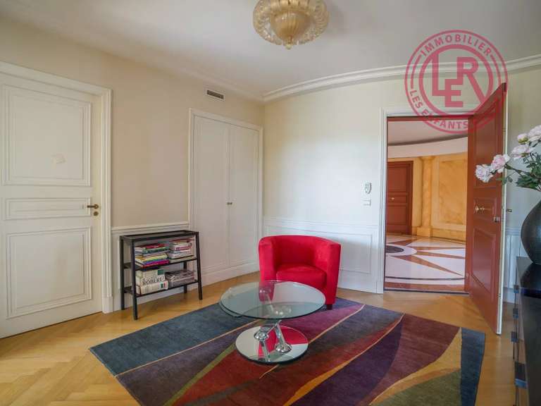 Appartement Paris 6e - 4 chambres - 208m²
