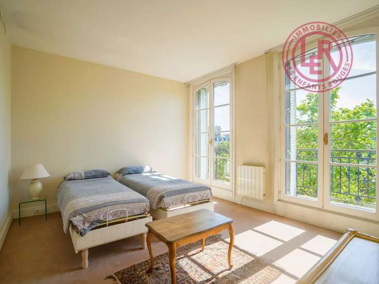 Appartement Paris 6e - 4 chambres - 208m²