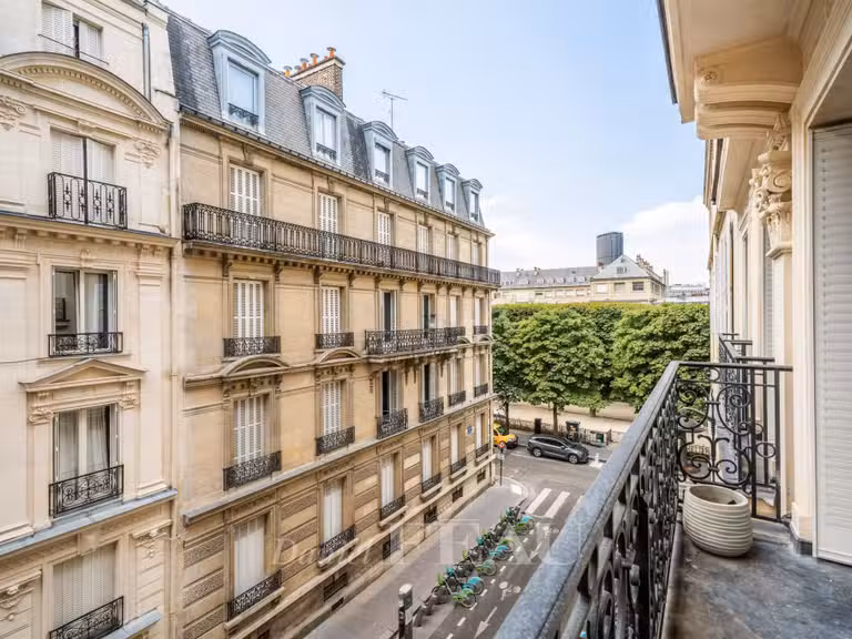 Appartement Paris 6e - 3 chambres - 168m²