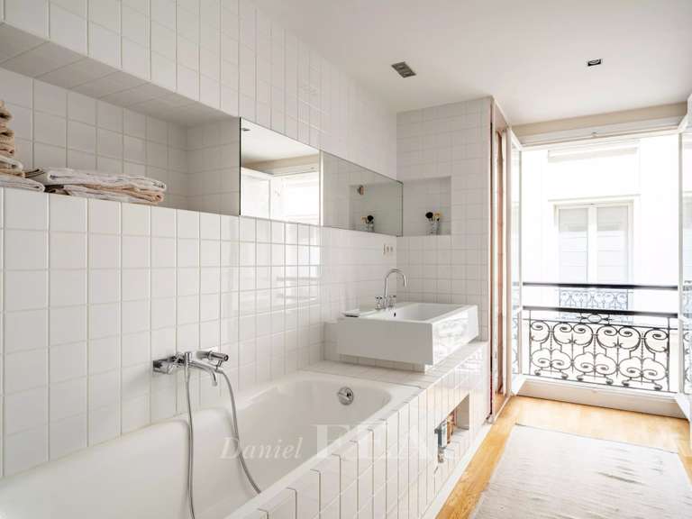 Appartement Paris 6e - 3 chambres - 168m²