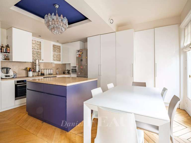 Appartement Paris 6e - 3 chambres - 168m²