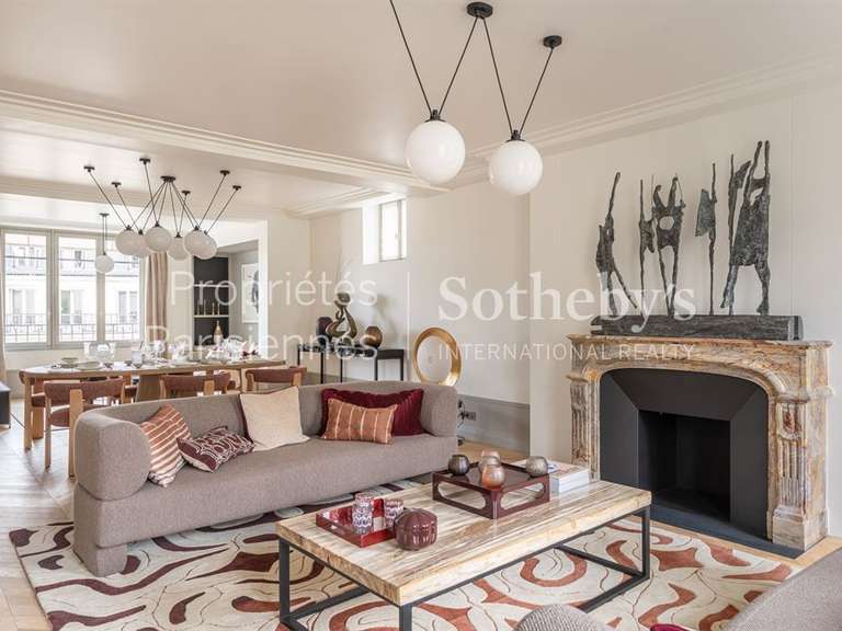 Appartement Paris 6e - 2 chambres - 147m²
