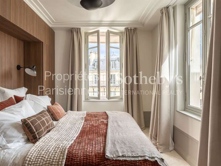 Appartement Paris 6e - 2 chambres - 147m²
