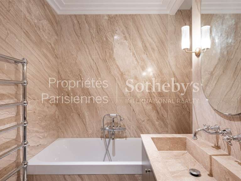 Appartement Paris 6e - 2 chambres - 147m²