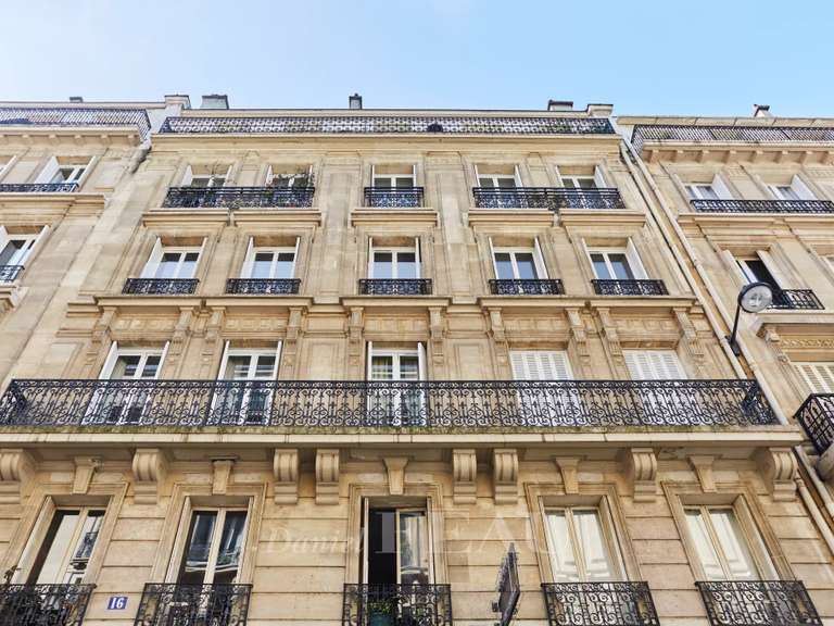 Appartement Paris 6e - 2 chambres - 68m²