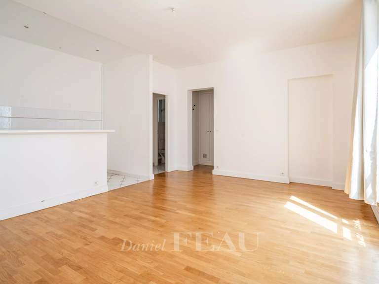 Appartement Paris 6e - 2 chambres - 68m²