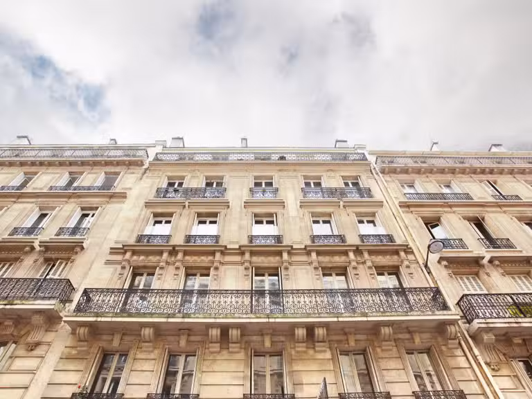 Appartement Paris 6e - 2 chambres - 68m²