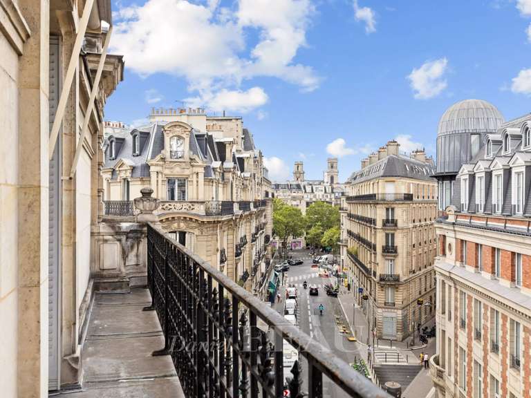 Appartement Paris 6e - 3 chambres - 135m²