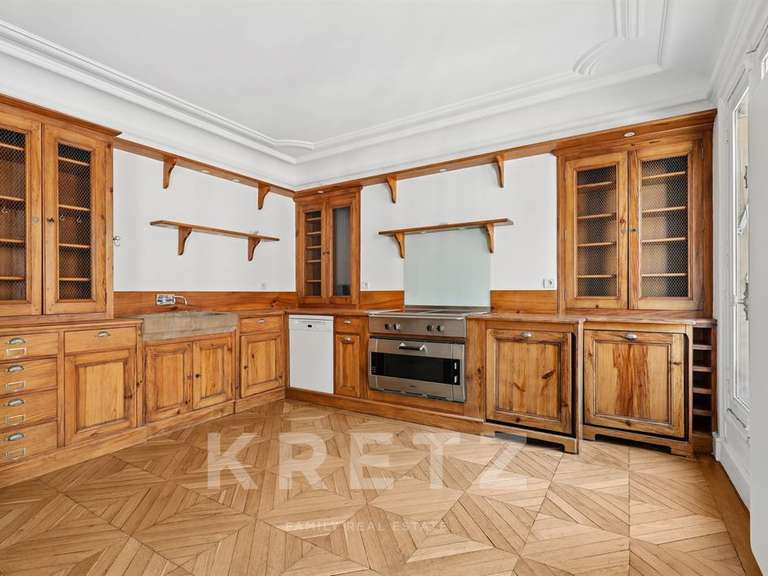 Appartement Paris 6e - 2 chambres - 68m²