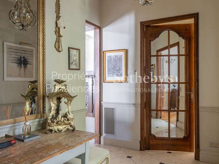 Appartement Paris 6e - 2 chambres - 100m²