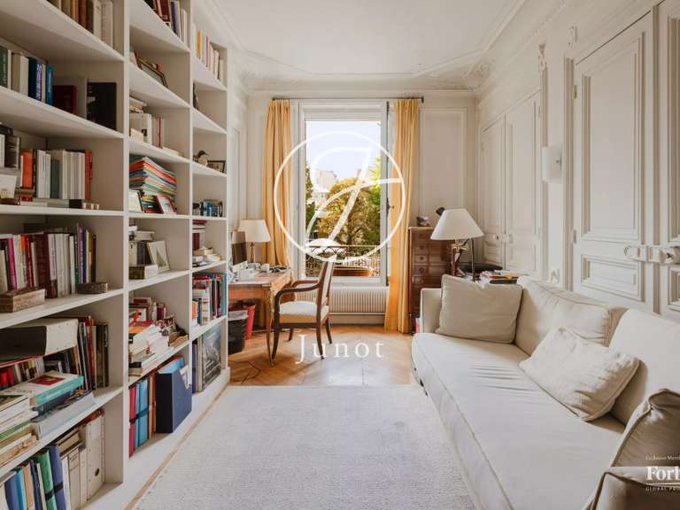 Appartement Paris 6e - 3 chambres - 129m²