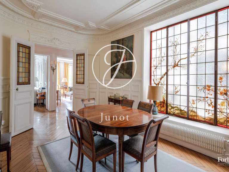 Appartement Paris 6e - 3 chambres - 129m²