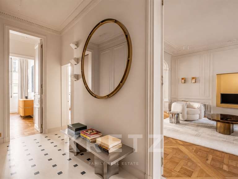 Appartement Paris 6e - 3 chambres - 148m²