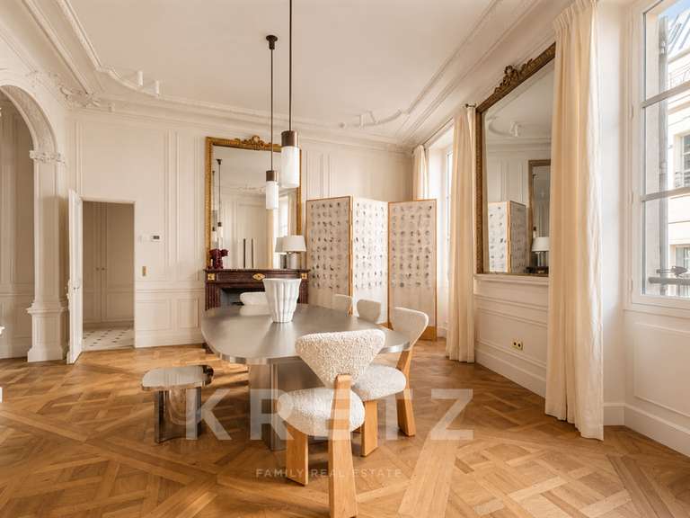 Appartement Paris 6e - 3 chambres - 148m²