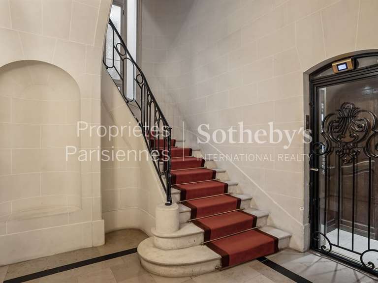 Appartement Paris 6e - 1 chambre - 177m²