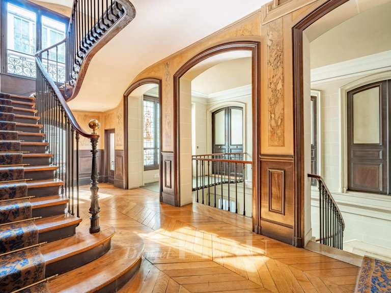 Appartement Paris 6e - 3 chambres - 147m²