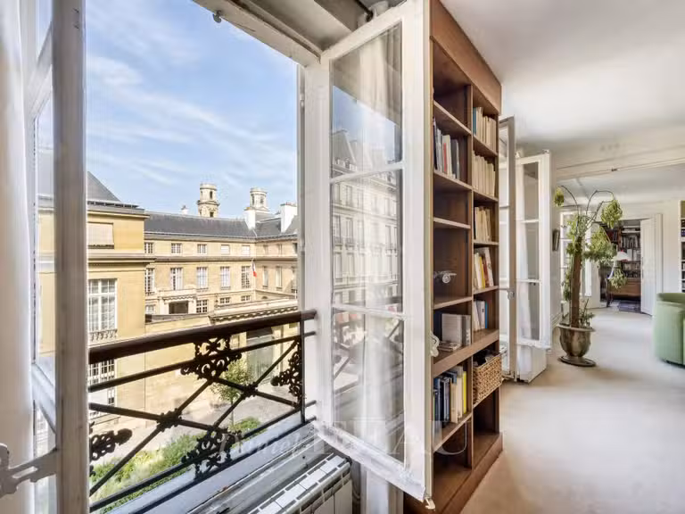 Appartement Paris 6e - 4 chambres - 163m²