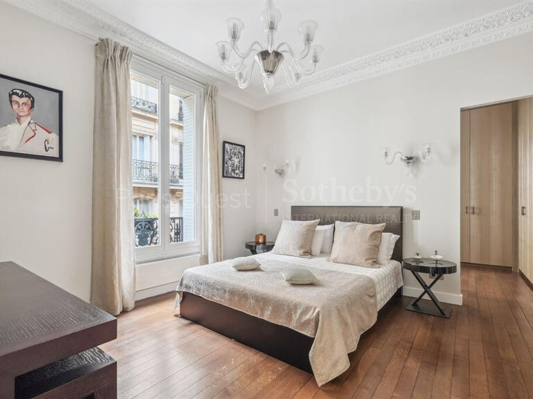 Maison Paris 6e - 4 chambres - 288m²