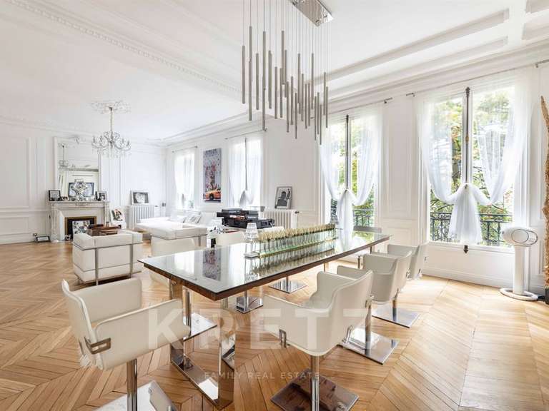 Apartment Paris - 4 bedrooms - 238m²