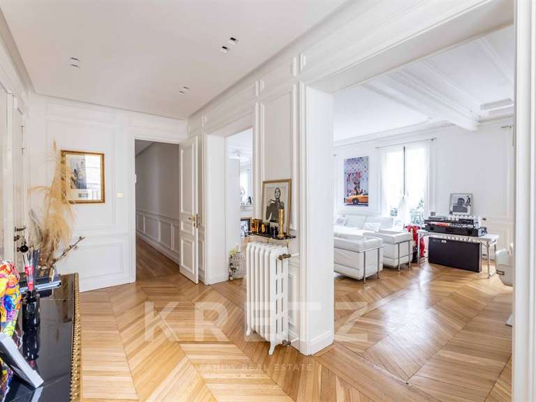 Apartment Paris - 4 bedrooms - 238m²
