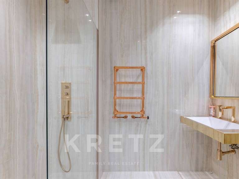 Apartment Paris - 4 bedrooms - 238m²