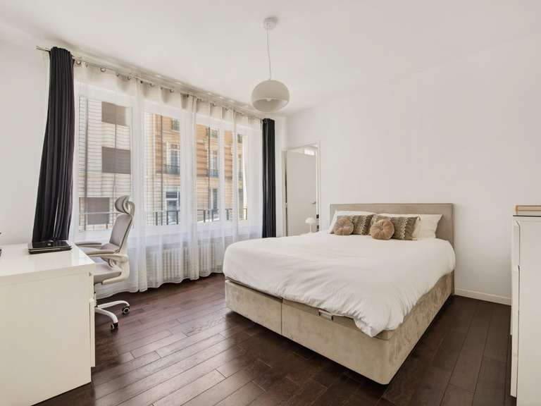 Appartement Paris - 3 chambres - 165m²