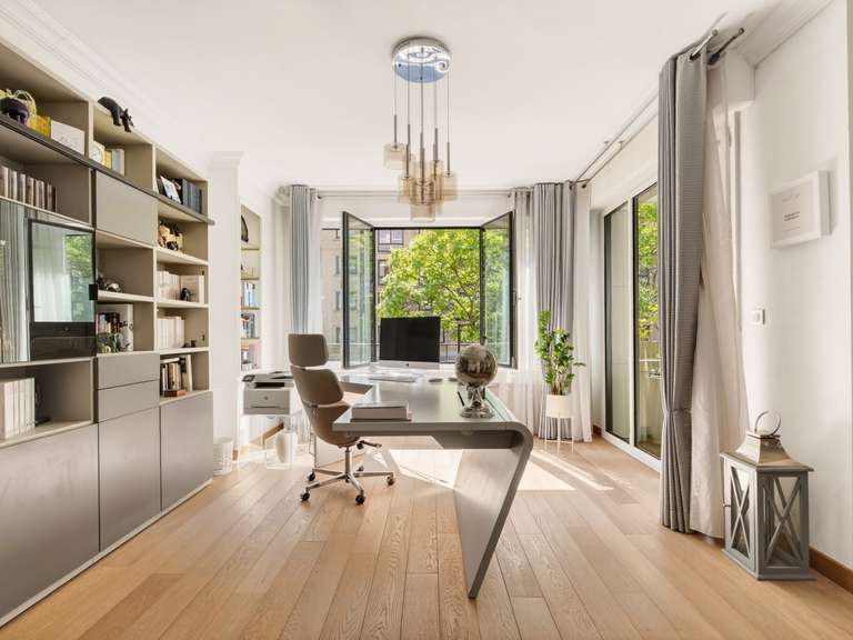 Appartement Paris - 3 chambres - 165m²
