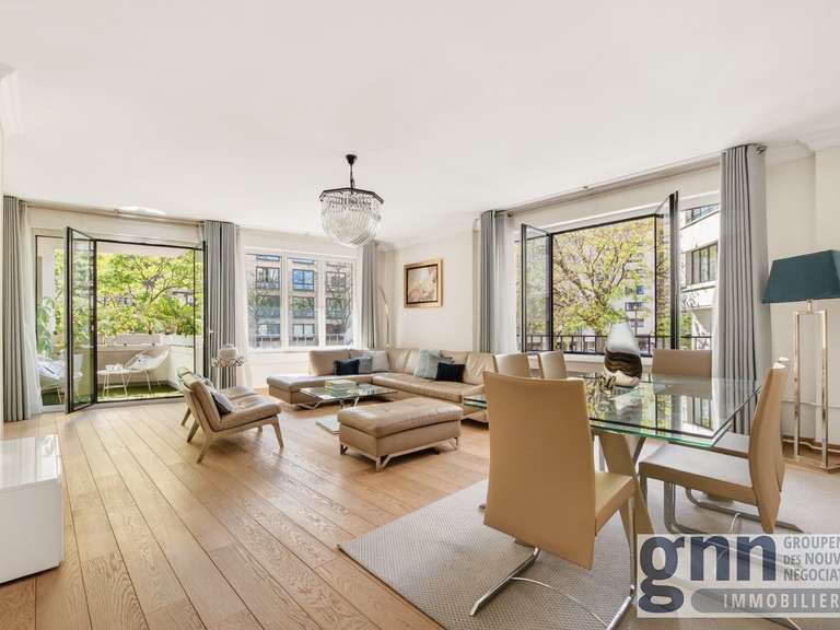 Apartment Paris - 3 bedrooms - 165m²