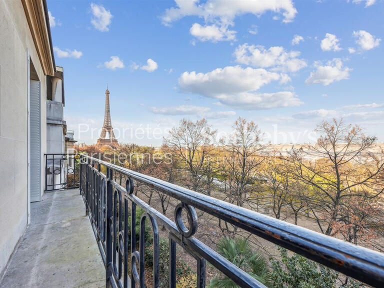 Sale Apartment Paris 7e - 3 bedrooms