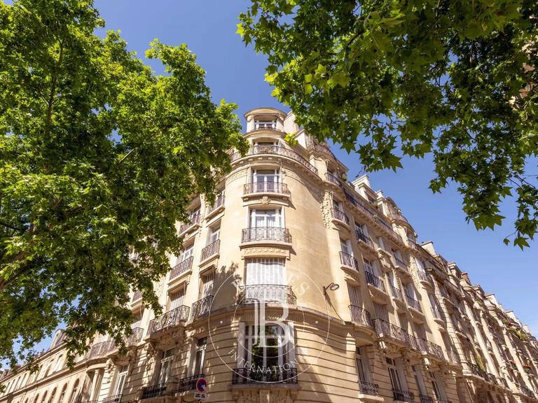 Sale Apartment Paris 7e - 5 bedrooms