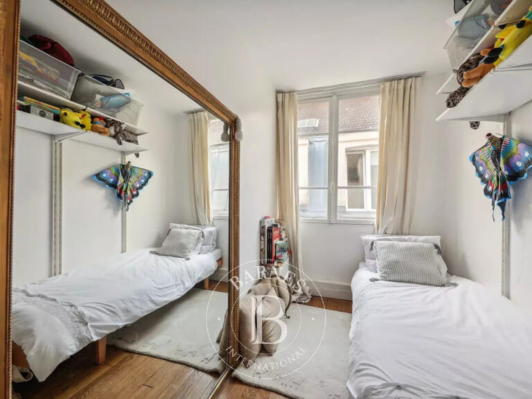 Sale Apartment Paris 7e - 1 bedroom