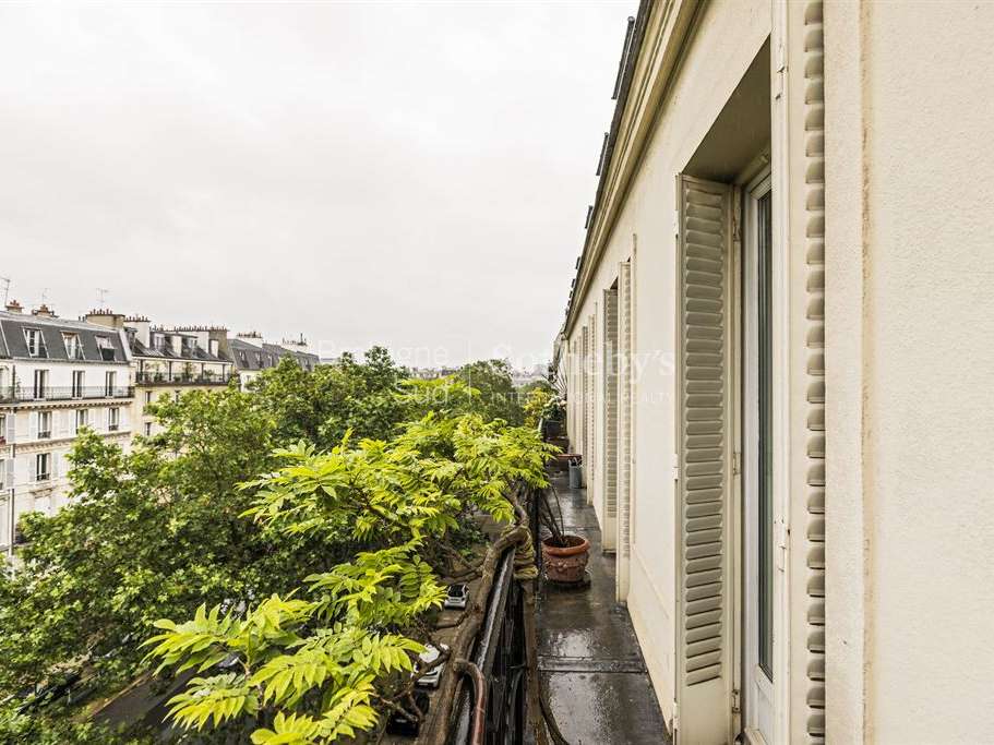 Apartment Paris 7e