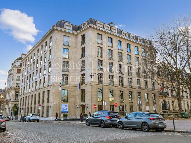 Appartement Paris 7e - 2 chambres - 165m²