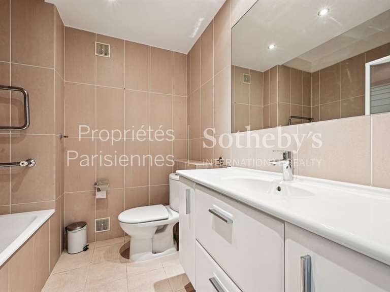 Appartement Paris 7e - 2 chambres - 165m²