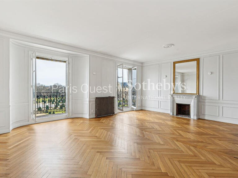 Appartement Paris 7e - 3 chambres - 138m²