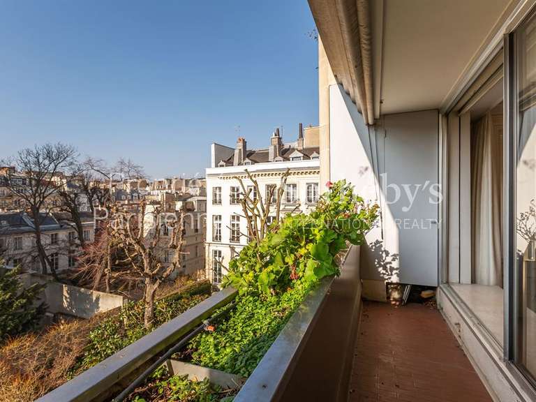 Appartement Paris 7e - 2 chambres - 142m²