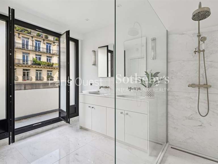 Appartement Paris 7e - 4 chambres - 266m²