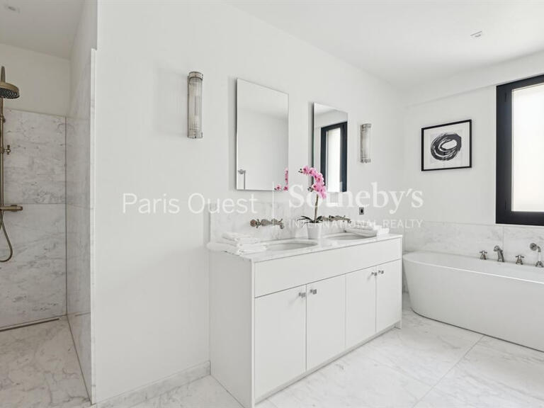 Appartement Paris 7e - 4 chambres - 266m²