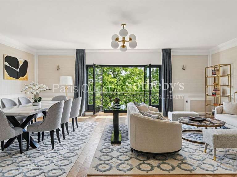 Appartement Paris 7e - 4 chambres - 266m²