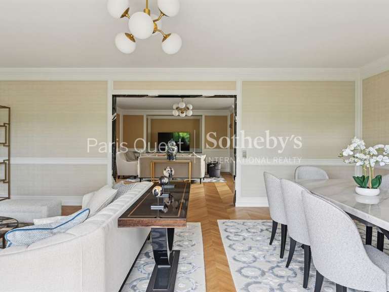 Appartement Paris 7e - 4 chambres - 266m²