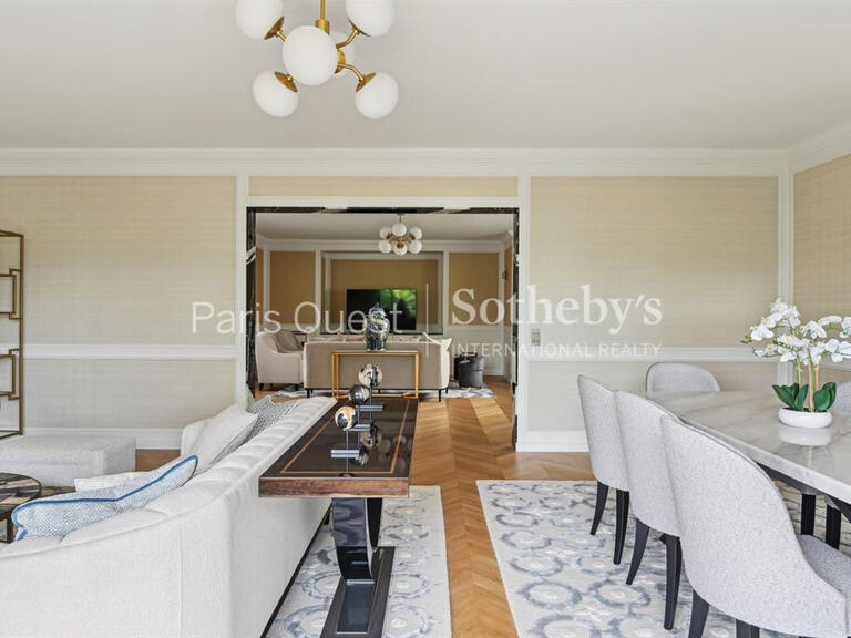 Appartement Paris 7e - 4 chambres - 266m²