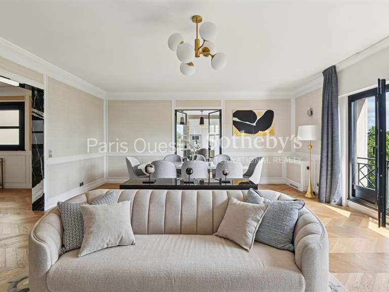 Appartement Paris 7e - 4 chambres - 266m²