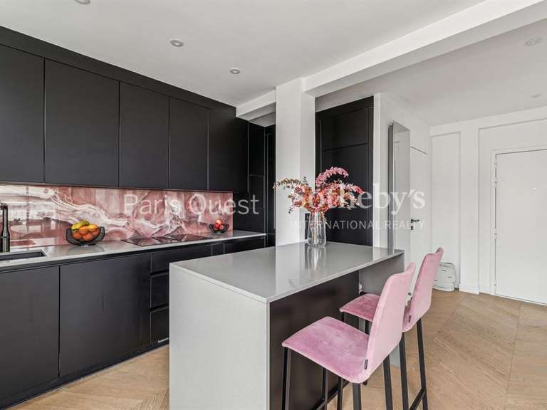 Appartement Paris 7e - 2 chambres - 86m²