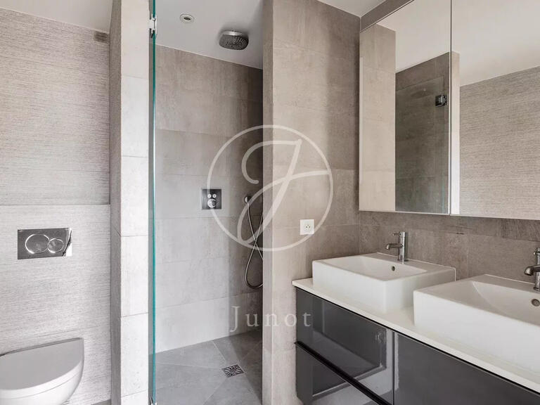 Appartement Paris 7e - 2 chambres - 102m²