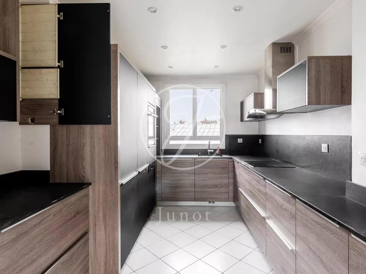 Apartment Paris 7e