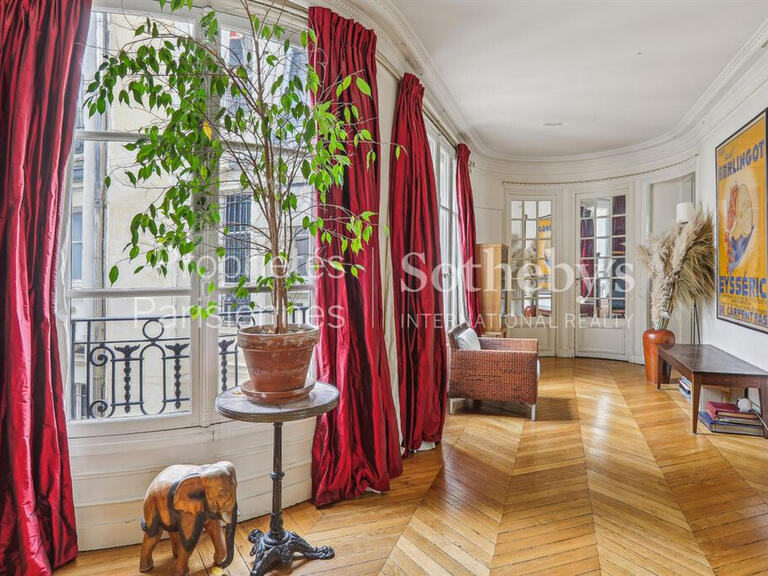 Appartement Paris 7e - 5 chambres - 179m²