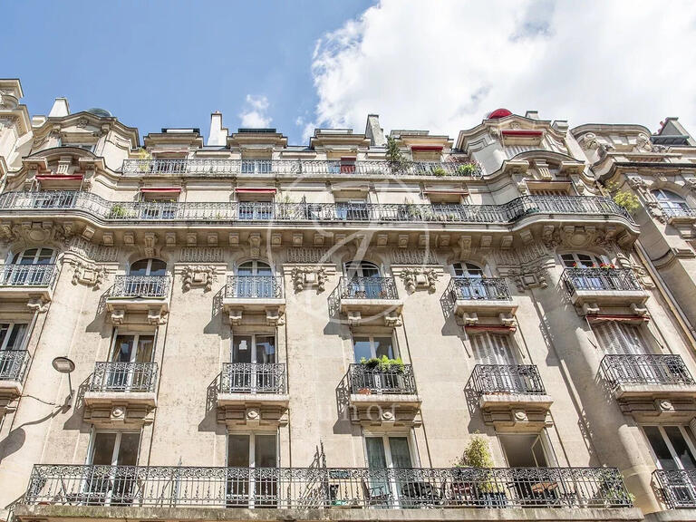 Appartement Paris 7e - 2 chambres - 74m²