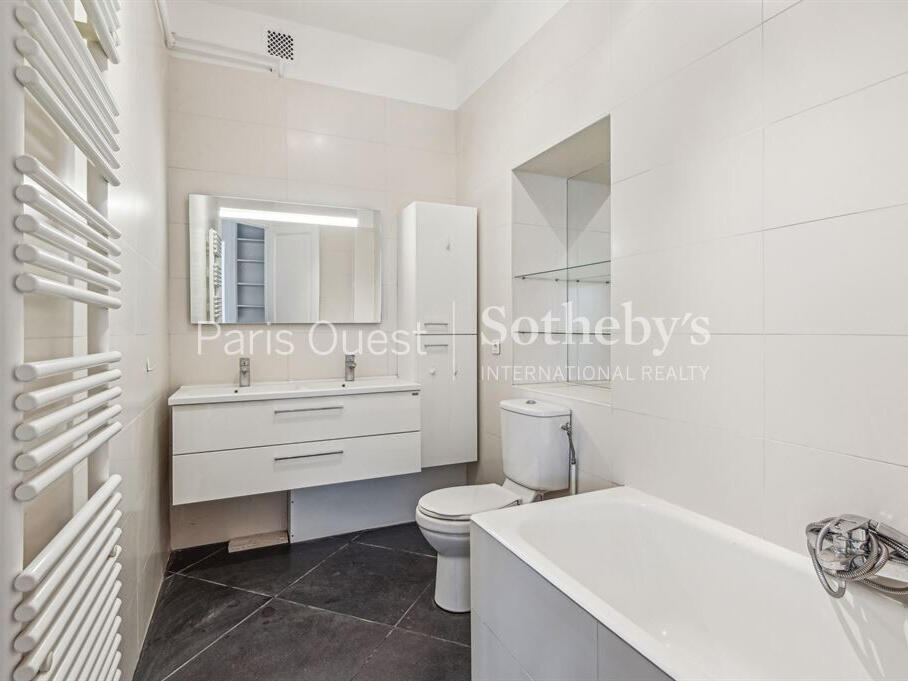 Apartment Paris 7e