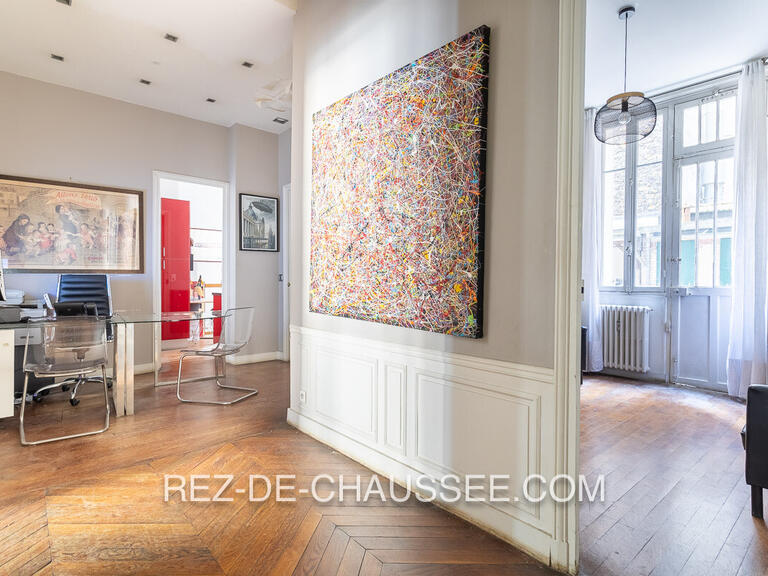 Appartement Paris 7e - 2 chambres - 129m²