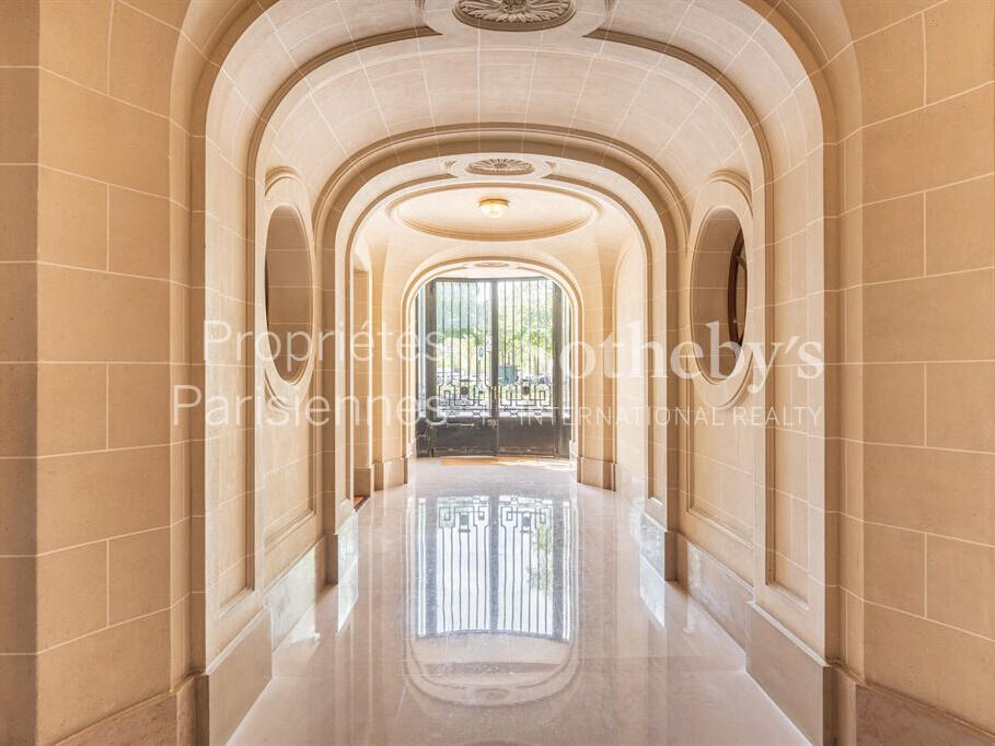 Apartment Paris 7e